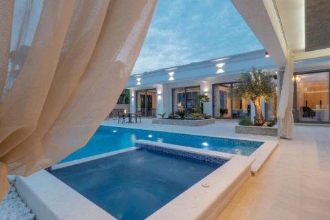 Квартира с 1 спальней в Будва, Черногория №66792 9