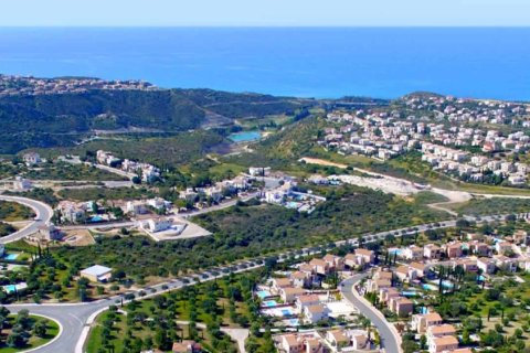 4 bedrooms Villa in Paphos, Cyprus No. 77067 2