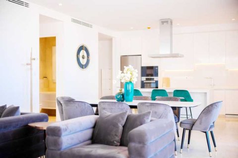 1 bedroom Apartment in Paphos, Cyprus No. 74168 2