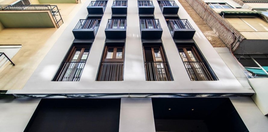 8 bedrooms Commercial property in Alicante, Spain No. 129244