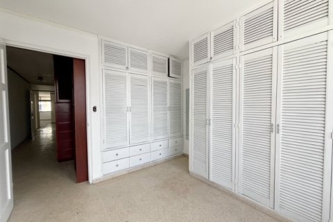 3 bedrooms Apartment in Panama City, Panama No. 110462 9