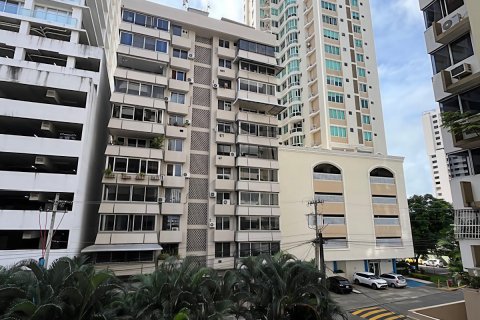 3 bedrooms Apartment in Panama City, Panama No. 110462 1