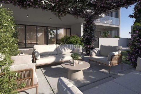 2 bedrooms Apartment in Germasogeia, Cyprus No. 73107 4