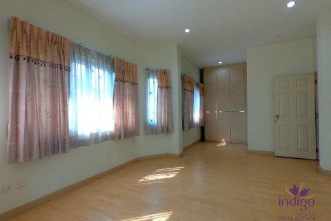 5 bedrooms House in Chiang Mai, Thailand No. 97693 14