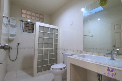 5 bedrooms House in Chiang Mai, Thailand No. 97693 8