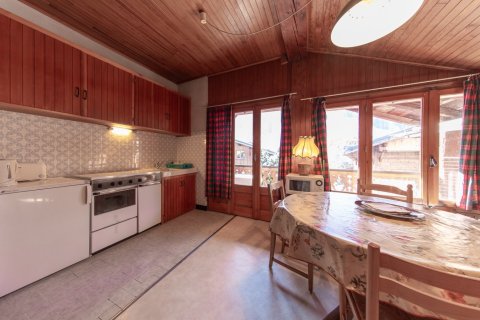 12 bedrooms House in Morzine, France No. 100128 16