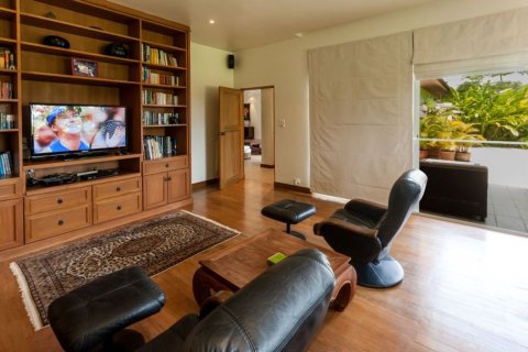 5 bedrooms House in Chiang Mai, Thailand No. 2149 2