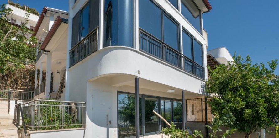 4 dormitorios Villa en Demirtas, Turkey No. 10817