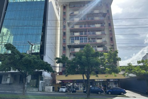 4 bedrooms Apartment in Panama City, Panama No. 109764 17