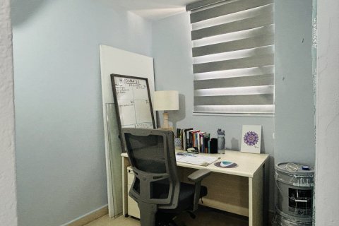 4 bedrooms Apartment in Panama City, Panama No. 109764 8