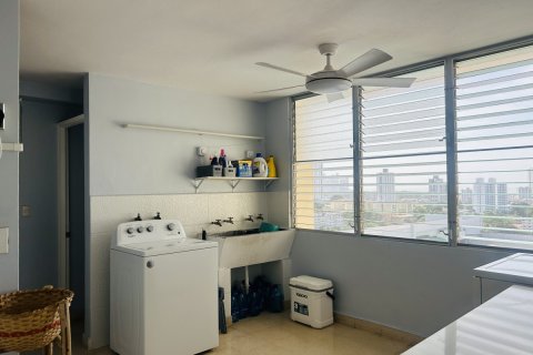 4 bedrooms Apartment in Panama City, Panama No. 109764 6