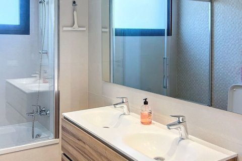 3 bedrooms Apartment in Nghia Dung, Vietnam No. 92341 15