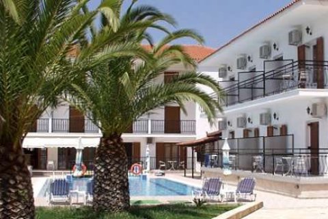 Здание с 24 спальнями в Закинтос, Греция №69591 7