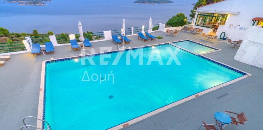 Отель, гостиница с 31 спальней в Скиатос, Греция №24248