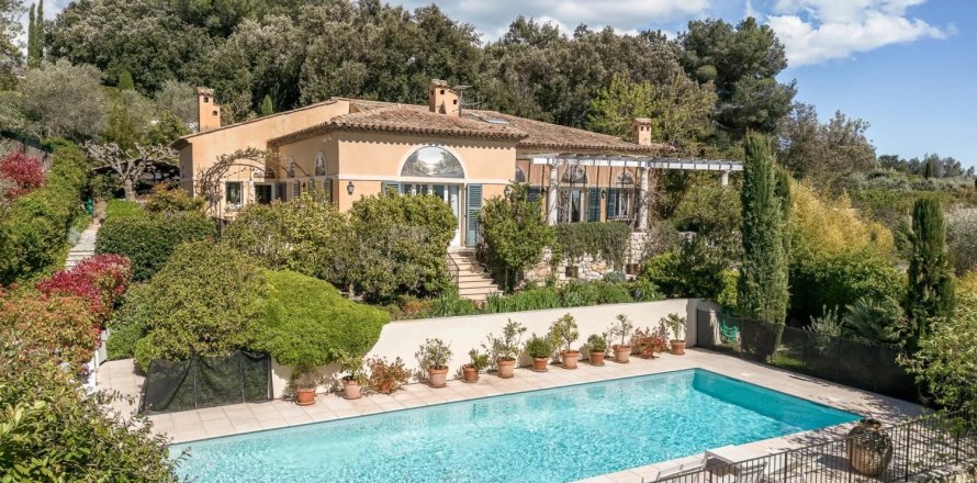 5 bedrooms House in La Colle-sur-Loup, France No. 81613