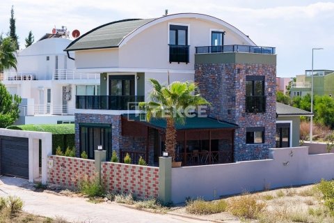 4 chambres Villa à Serik, Turkey No. 123514