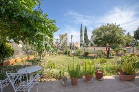 6 bedrooms Building in Volos, Greece No. 27979 3