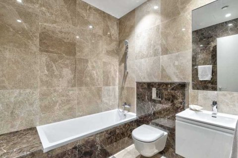 4 bedrooms Penthouse in Germasogeia, Cyprus No. 66154 4