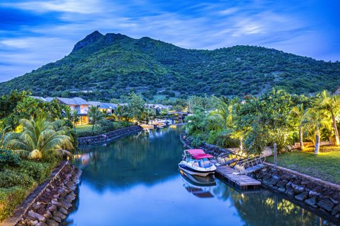 5 bedrooms Villa in Riviere Noire, Mauritius No. 60911 27