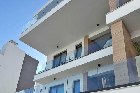 3 bedrooms Apartment in Agios Athanasios, Cyprus No. 104058 6