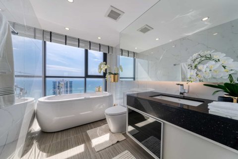 2 bedrooms Condo  in Pattaya, Thailand No. 98279 14