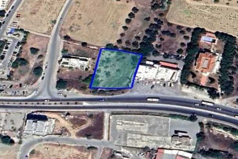 Commercial property in Strovolos, Cyprus No. 42183 1