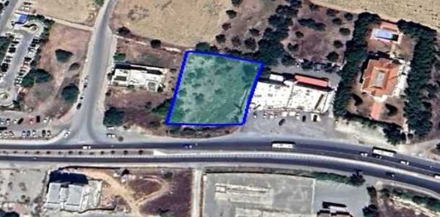Commercial property in Strovolos, Cyprus No. 42183