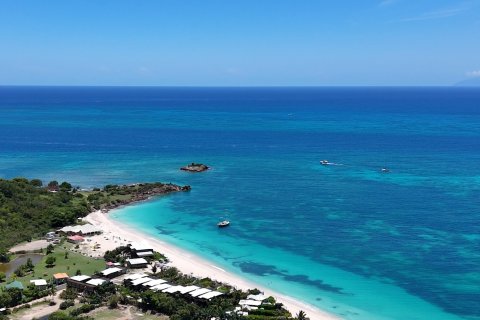 5 bedrooms Villa in Johnsons Point, Antigua and Barbuda No. 61409 22