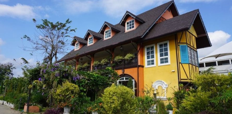 8 bedrooms Commercial property in Chiang Mai, Thailand No. 97515