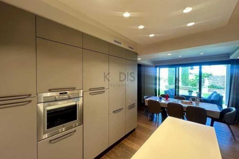 5 dormitorios Villa en Aradippou, Cyprus No. 80750 12