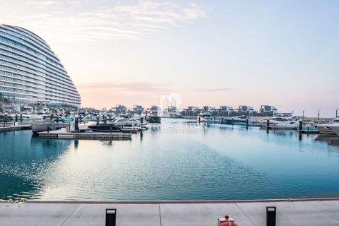 Квартира с 2 спальнями в Jumeirah 3, ОАЭ №93382