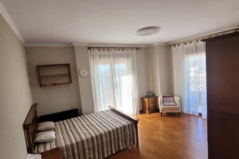 5 bedrooms Villa in Nam Xay, Vietnam No. 84904 19