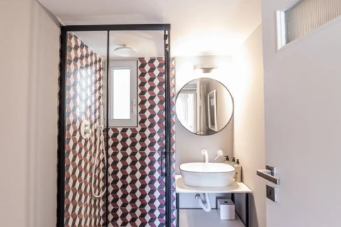 1 bedroom Apartment in Vouliagmeni, Greece No. 110152 18