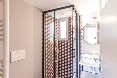 1 bedroom Apartment in Vouliagmeni, Greece No. 110152 19