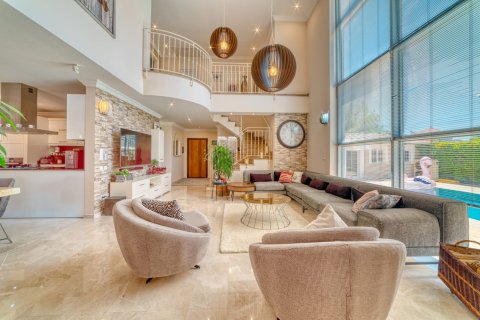 3 bedrooms Villa in Avsallar, Turkey No. 15427