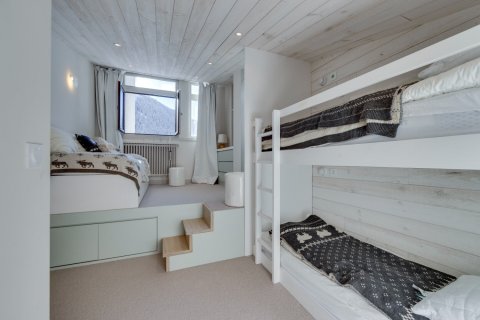 4 bedrooms Apartment in Val-d'Isere, France No. 99886 12
