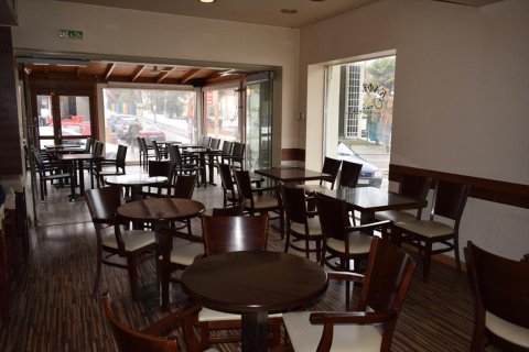 190m² Commercial property in Thessaloniki, Greece No. 57655 1