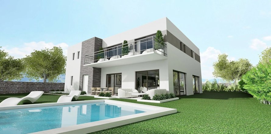 5 bedrooms Villa in Grasse, France No. 82604