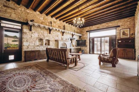 5 bedrooms House in Pano Akourdaleia, Cyprus No. 31546 4