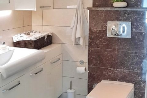 2 bedrooms Apartment in Phong Thanh Tay A, Vietnam No. 13939 2