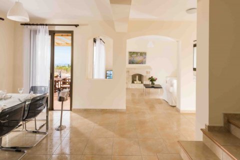 3 rooms Villa in Paphos, Cyprus No. 105202 4
