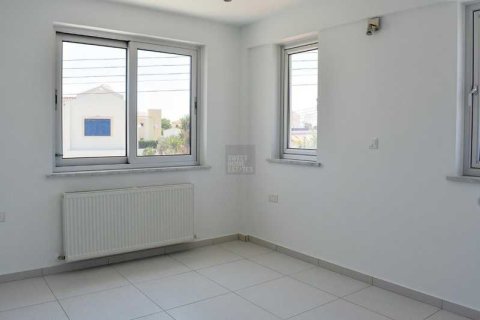 4 bedrooms House in Paralimni, Cyprus No. 30426 13