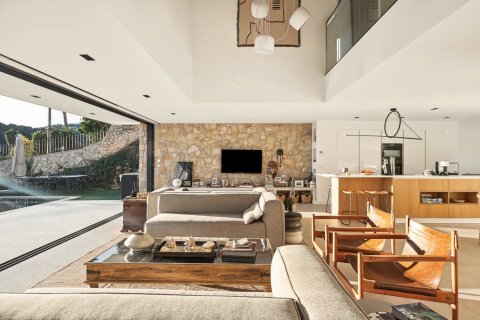 4 bedrooms Villa in Saint-Paul-de-Vence, France No. 99760 3