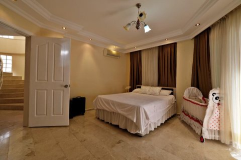 6 rooms Villa in Bo Ha, Vietnam No. 20948 17