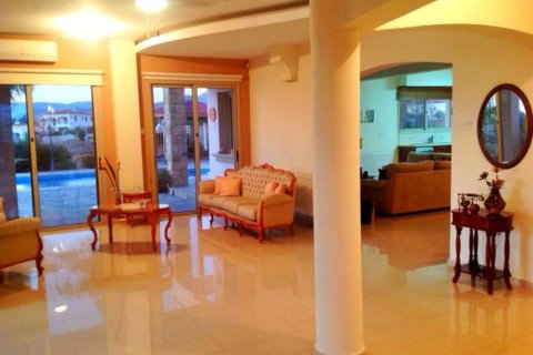 4 dormitorios Villa en Paphos, Cyprus No. 106308 6
