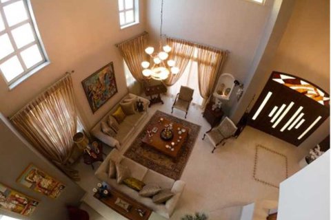 5 bedrooms House in Germasogeia, Cyprus No. 74500 3