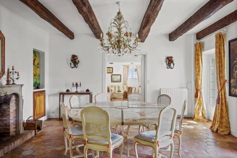 Вилла с 9 спальнями в Грас, Франция №68064 10