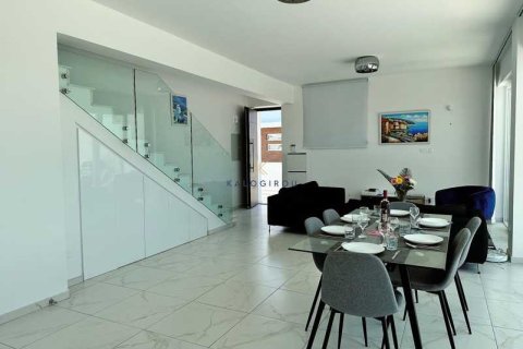 Дом с 3 спальнями в Ларнака, Кипр №31686 9