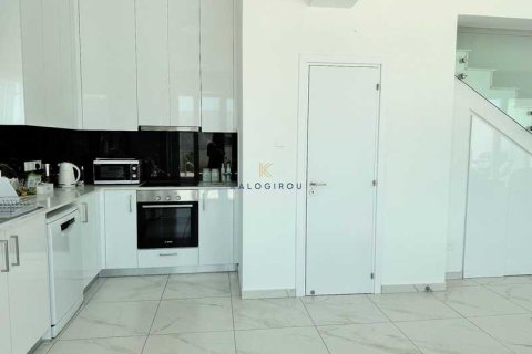 Дом с 3 спальнями в Ларнака, Кипр №31686 12