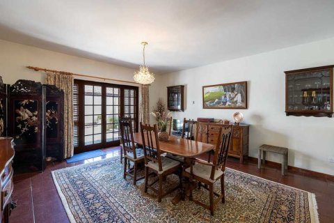 4 bedrooms House in Strovolos, Cyprus No. 31770 12